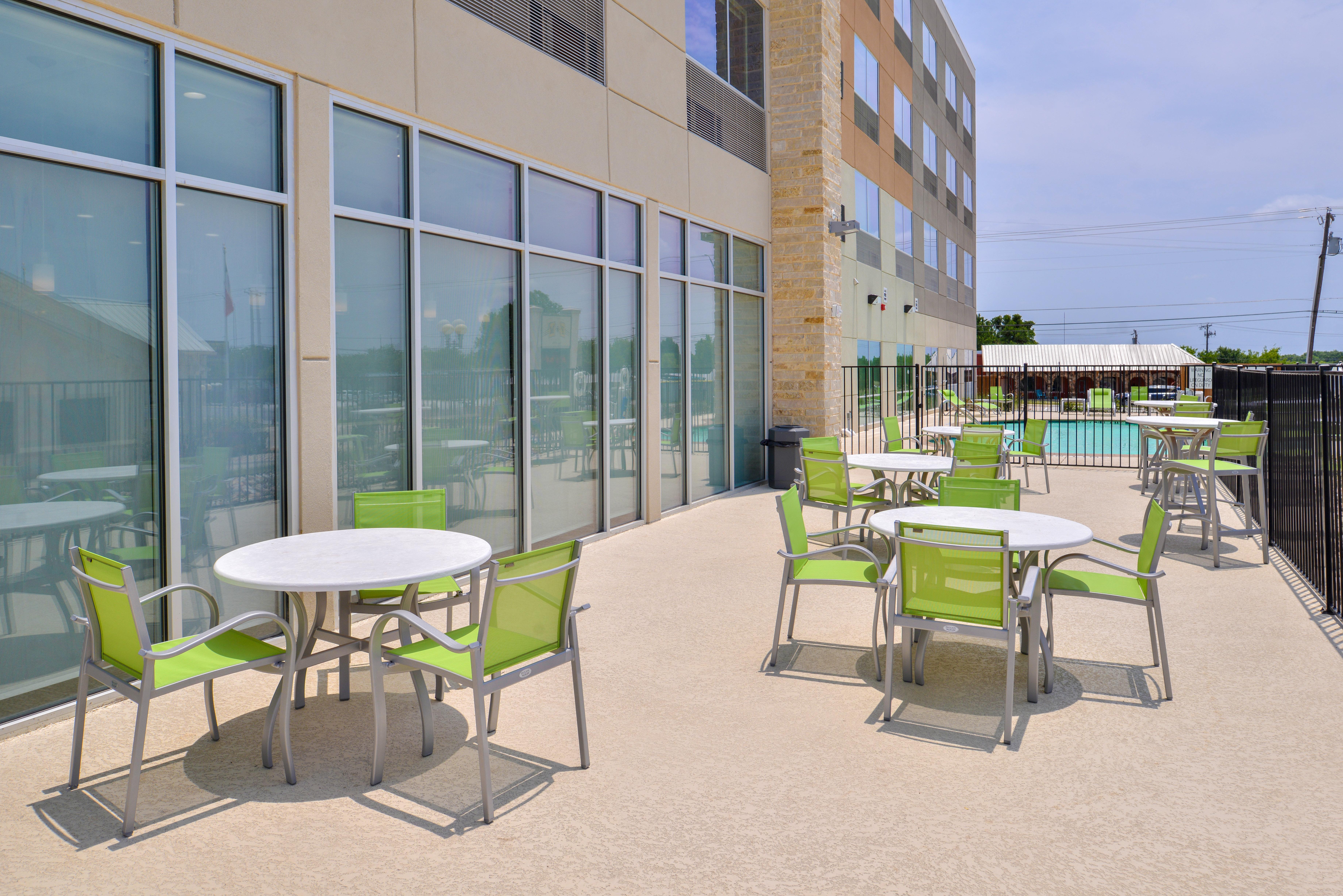Holiday Inn Express - Early By Ihg Εξωτερικό φωτογραφία