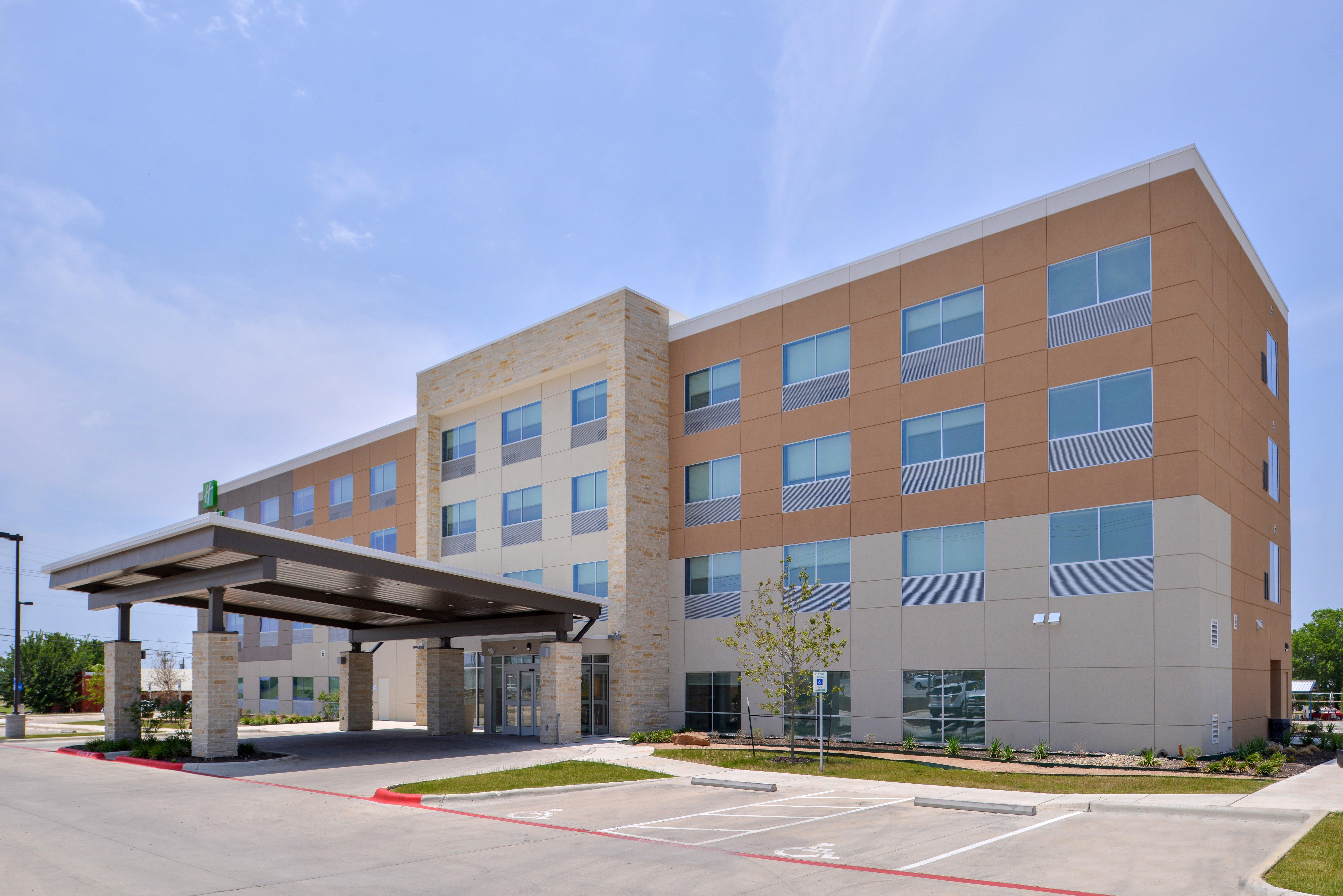 Holiday Inn Express - Early By Ihg Εξωτερικό φωτογραφία